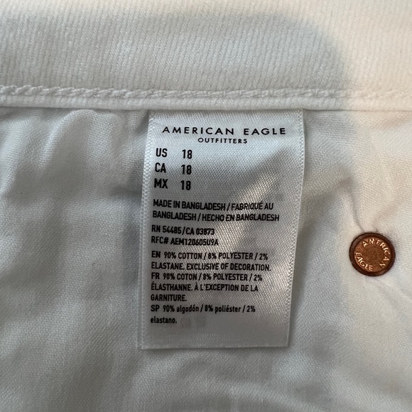 American Eagle shorts, size 18, white - Picture 3 of 3